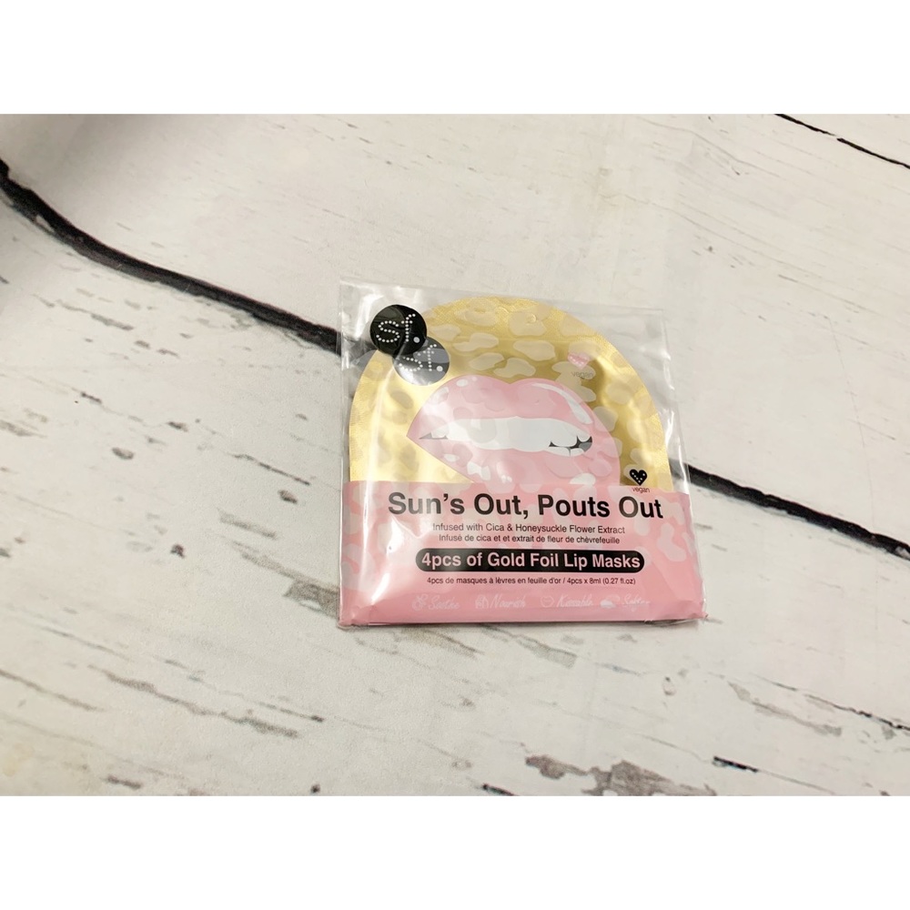 Sun’s Out Pouts Out Lip Mask